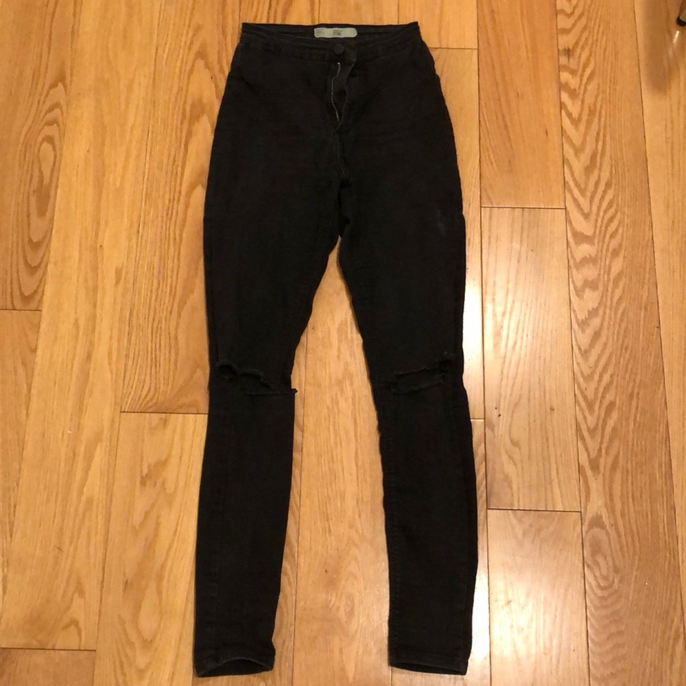 Black ripped jeans